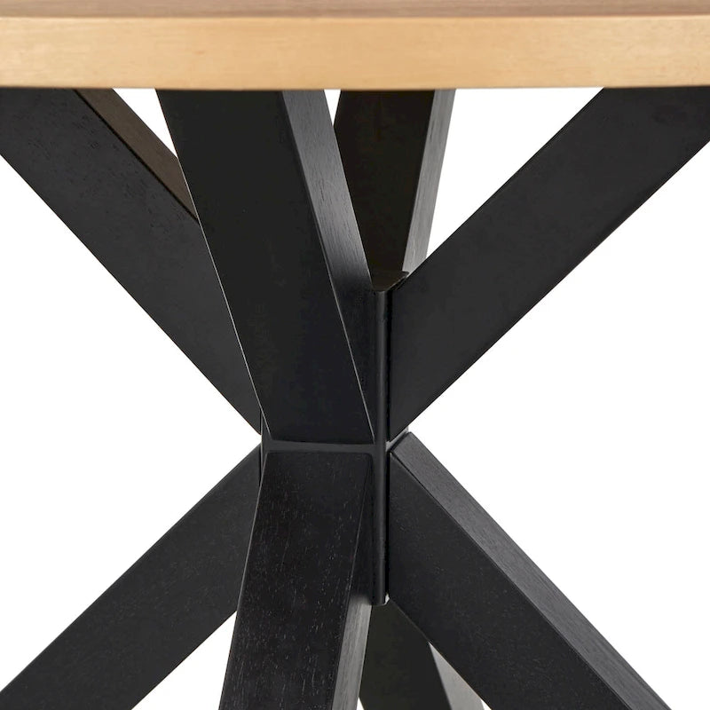 Eettafel met kruispootvoet
