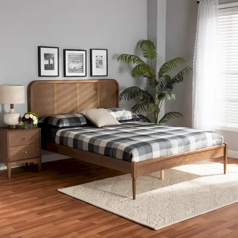 Mid-Century Modern Platformbed van Synthetisch Rotan en Hout - Essen Walnoot