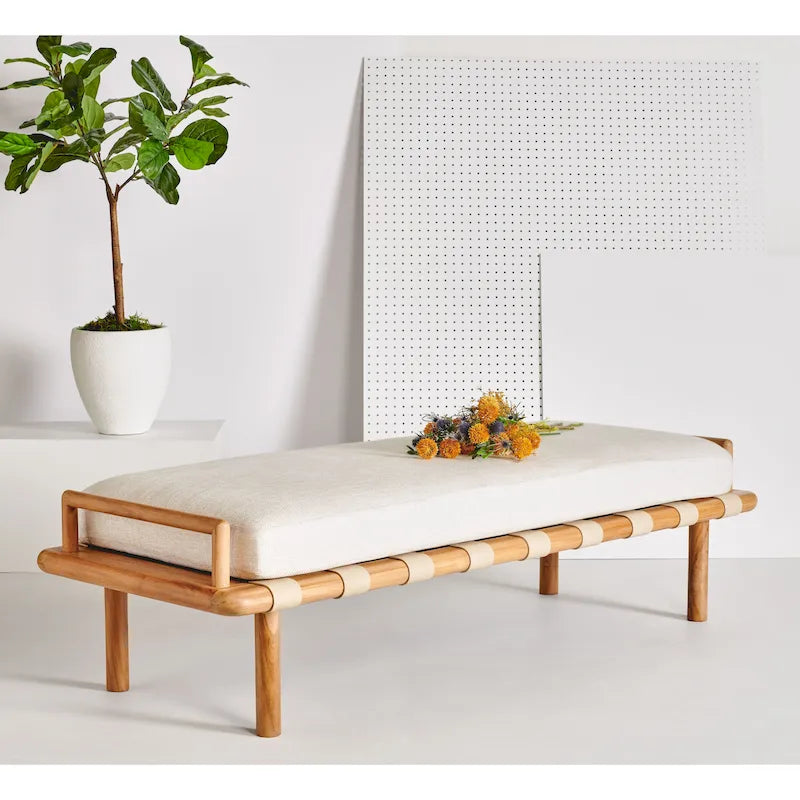 Teak bank met geweven lederen zitting en kussen - 70B x 26D x 19H